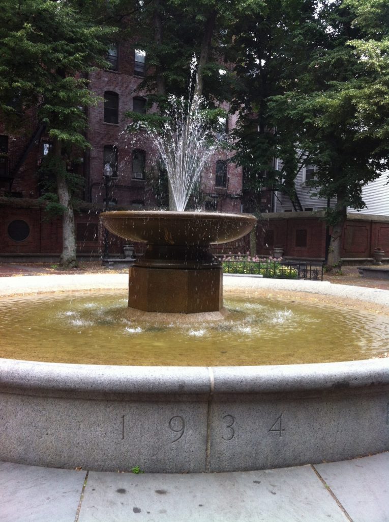 Fountain in Paul Revere Mall, Boston, July 2014 (Photo: Sarah Sundin)