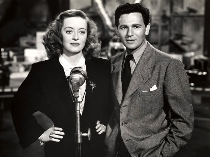 Bette Davis & John Garfield, founders of the Hollywood Canteen, 1942 (public domain via Wikipedia)