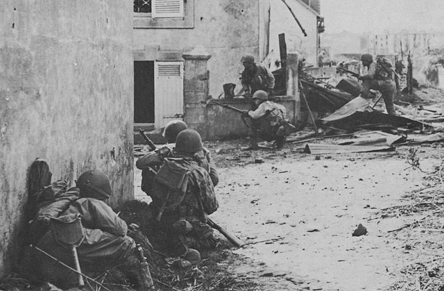 Men of US 2nd Infantry Division in Brest, France under fire, 9 September 1944 (US Army Center of Military History)