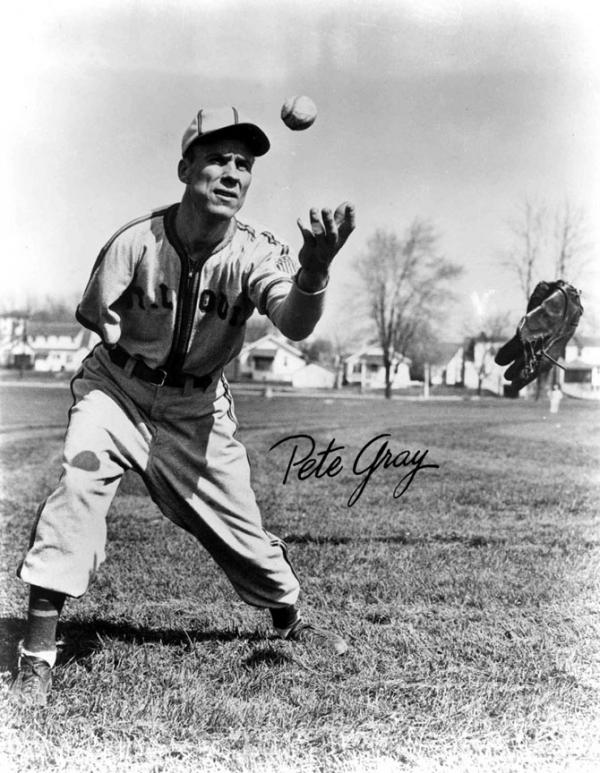 Pete Gray, 1946 (National Baseball Hall of Fame Library) 