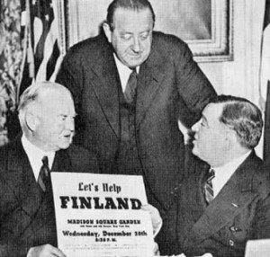 Former US President Herbert Hoover, Dr. van Loon, and Mayor Fiorello LaGuardia raising funds for Finland for the Winter War, New York, New York, 20 Dec 1939 (public domain via WW2 Database)