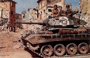 M24 Chaffee light tank of US 1st Armored Division in Bologna, Italy, late Apr 1945 (US Army photo)