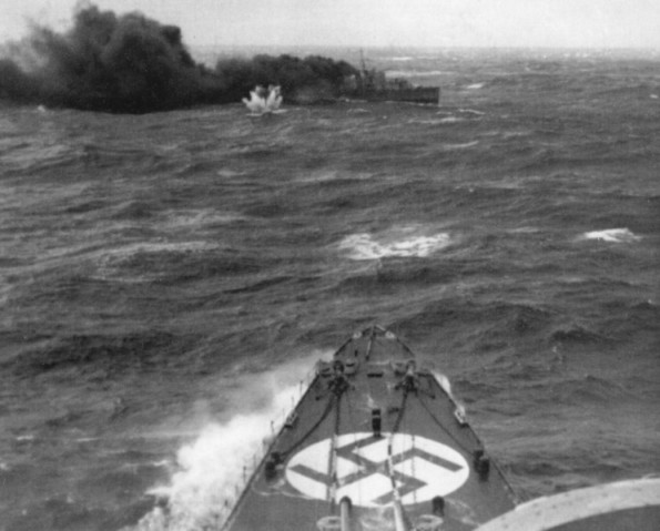 British destroyer HMS Glowworm under attack by German heavy cruiser Admiral Hipper off Norway, 8 April 1940 (public domain via Wikipedia)