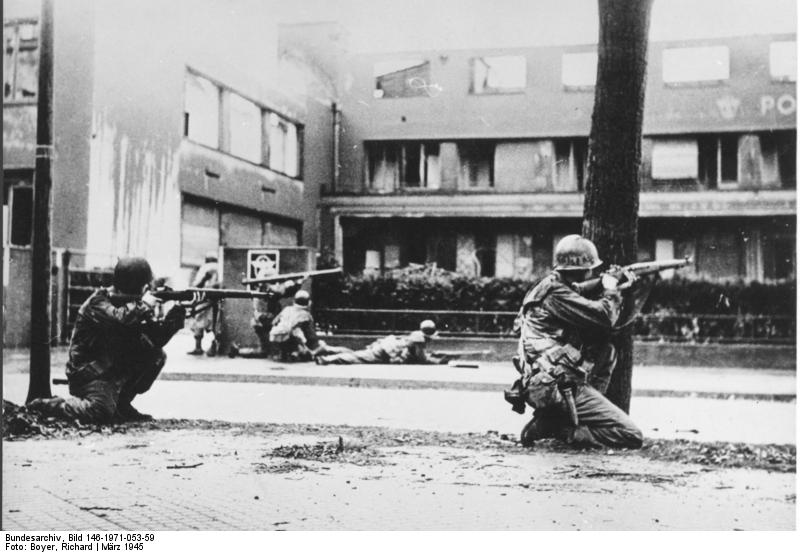 Soldiers of 44th Division, US Seventh Army in Mannheim, Germany, 29 Mar 1945 (German Federal Archive, Bild 146-1971-053-59)