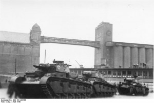 Three German Neubaufahrzeug heavy tanks at Oslo, Norway, 19 Apr 1940 (German Federal Archive: Bild 183-L03744)