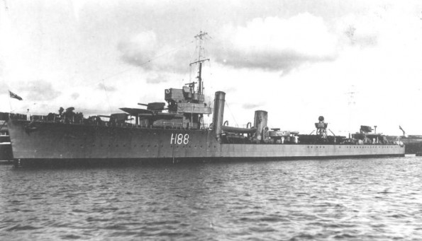 Destroyer HMS Wakeful, sunk by a German torpedo boat off Dunkirk, 29 May 1940; 737/763 killed (British government photo) 