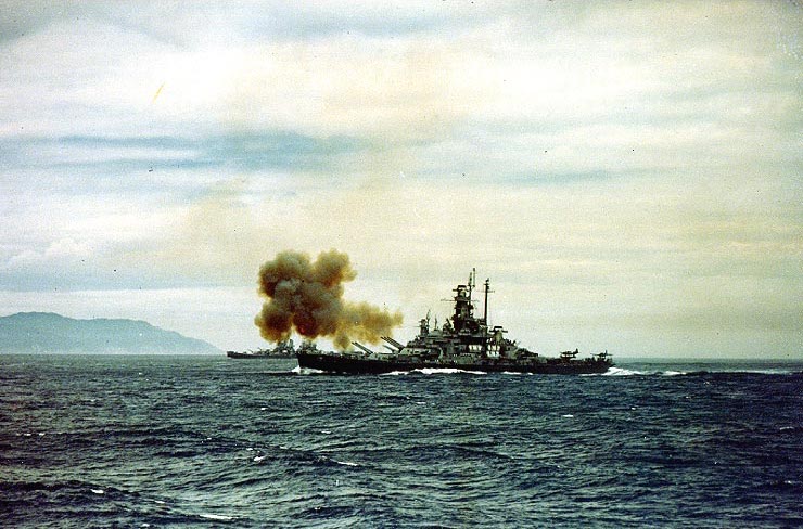 Battleship USS Indiana, battleship USS Massachusetts, and cruiser USS Quincy bombarding Kamaishi, Japan, 14 Jul 1945 (US National Archives: 80-G-K-6035)