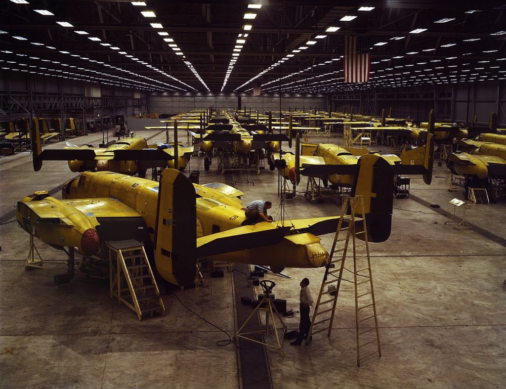 Assembling North American B-25 Mitchell bombers, Kansas City, KS, 1942 (Library of Congress: fsac.1a35291)