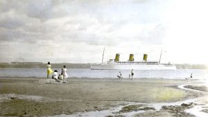 RMS Empress of Britain passing through the Saint Lawrence River near Quebec; photo taken from the Île Orléans, 10 July 1937 (Author Horace Bélinge: Creative Commons, Akera via English Wikipedia)