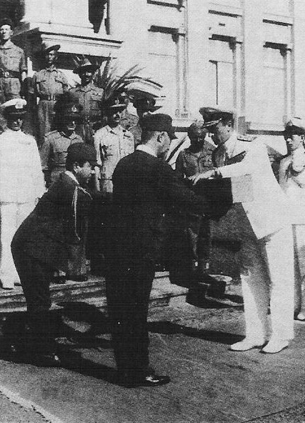 Louis Mountbatten accepting the sword of Hisaichi Terauchi, Saigon, French Indochina, 30 Nov 1945 (public domain via WW2 Database)