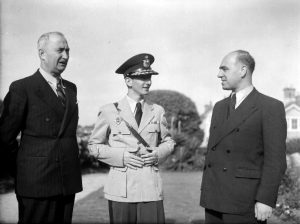 King Peter II of Yugoslavia with Prime Minister General Simovic (left) and Court Minister M Knezevic arriving in England, 21 June 1941 (Imperial War Museum: H 10922)