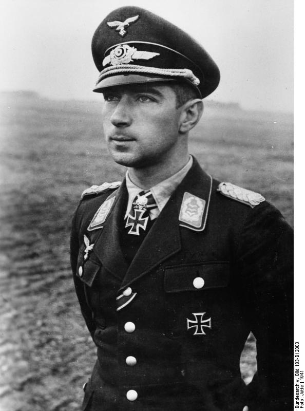 Werner Mölders, Jun-Jul 1941 (German Federal Archives, Bild 183-B12003)