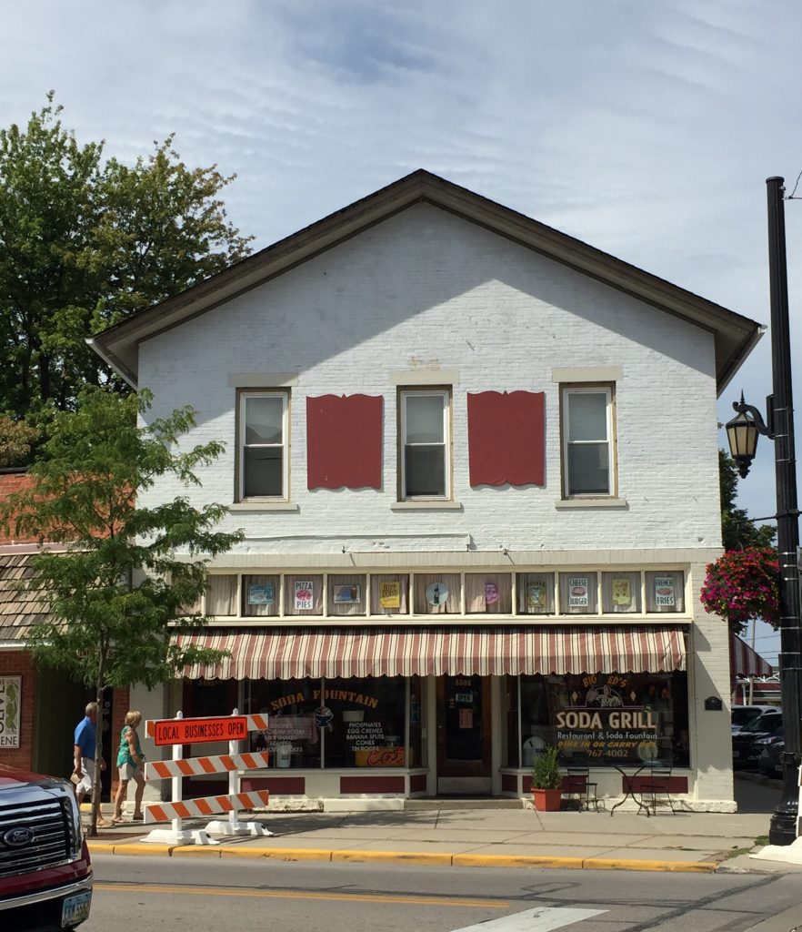 The former Hart's Drug Store, Vermilion, Ohio (Photo: Sarah Sundin, August 2016)