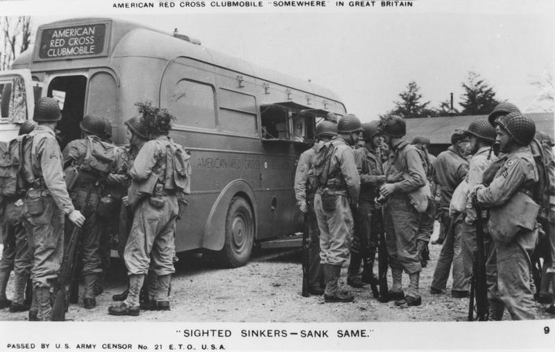 “Sighted Sinkers—Sank Same” American Red Cross clubmobile serves coffee and donuts to US troops in Britain, WWII (American Air Museum in Britain)