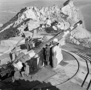 British coastal defense gun at Gibraltar, 4 Jan 1942 (Imperial War Museum: GM 278)