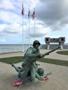 Statue depicting an American soldier saving a wounded buddy on Omaha Beach on D-day, Vierville-sur-Mer, France, September 2017 (Photo: Sarah Sundin)