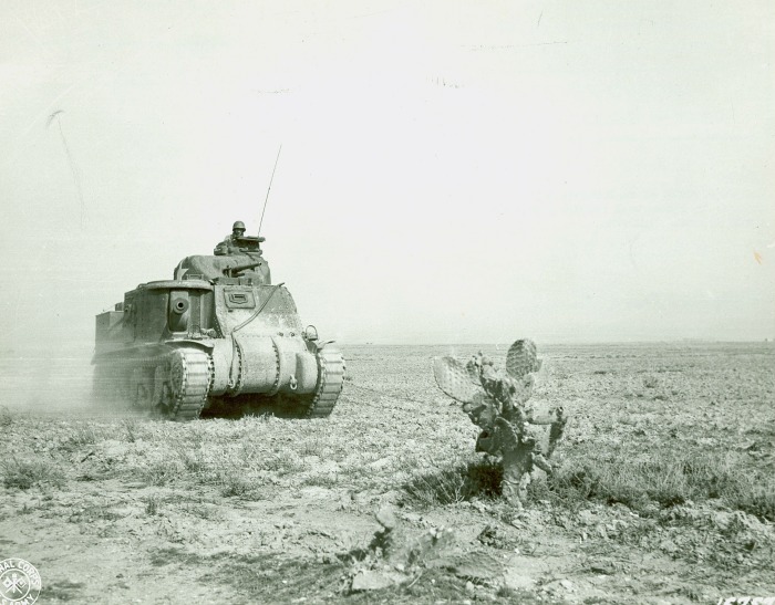 US M3 Grant tank near Kasserine Pass in Tunisia, late Feb 1943 (US Army Signal Corps photo)