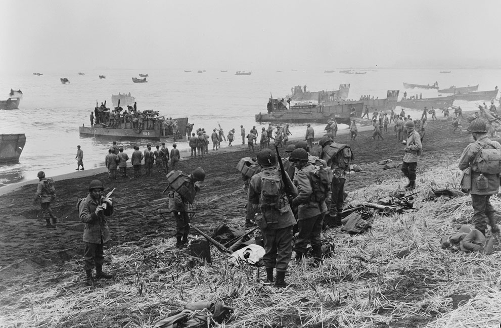 US Army troops landing at Massacre Bay, Attu, Aleutian Islands, US Territory of Alaska, 11 May 1943 (Library of Congress)