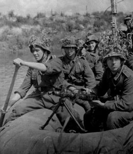 Members of Spanish Blue Division fighting for Germany near Leningrad, 1943 (public domain via Wikipedia)