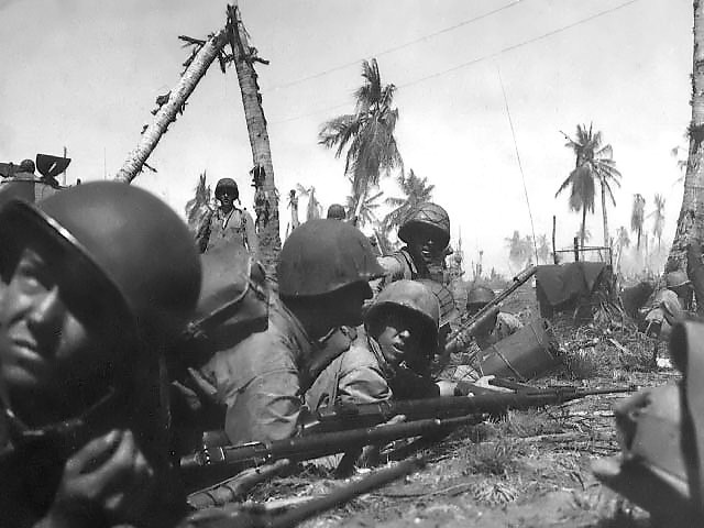 US Marines on Eniwetok, Feb 1944 (US Marine Corps photo: 72434)
