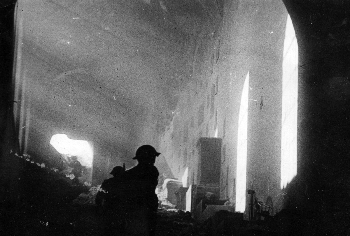 Polish soldiers inside the ruins of the Monte Cassino monastery, Italy, 18 May 1944 (public domain via WW2 Database)